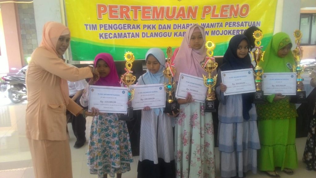 Pohkecik Juara Lomba Tartil